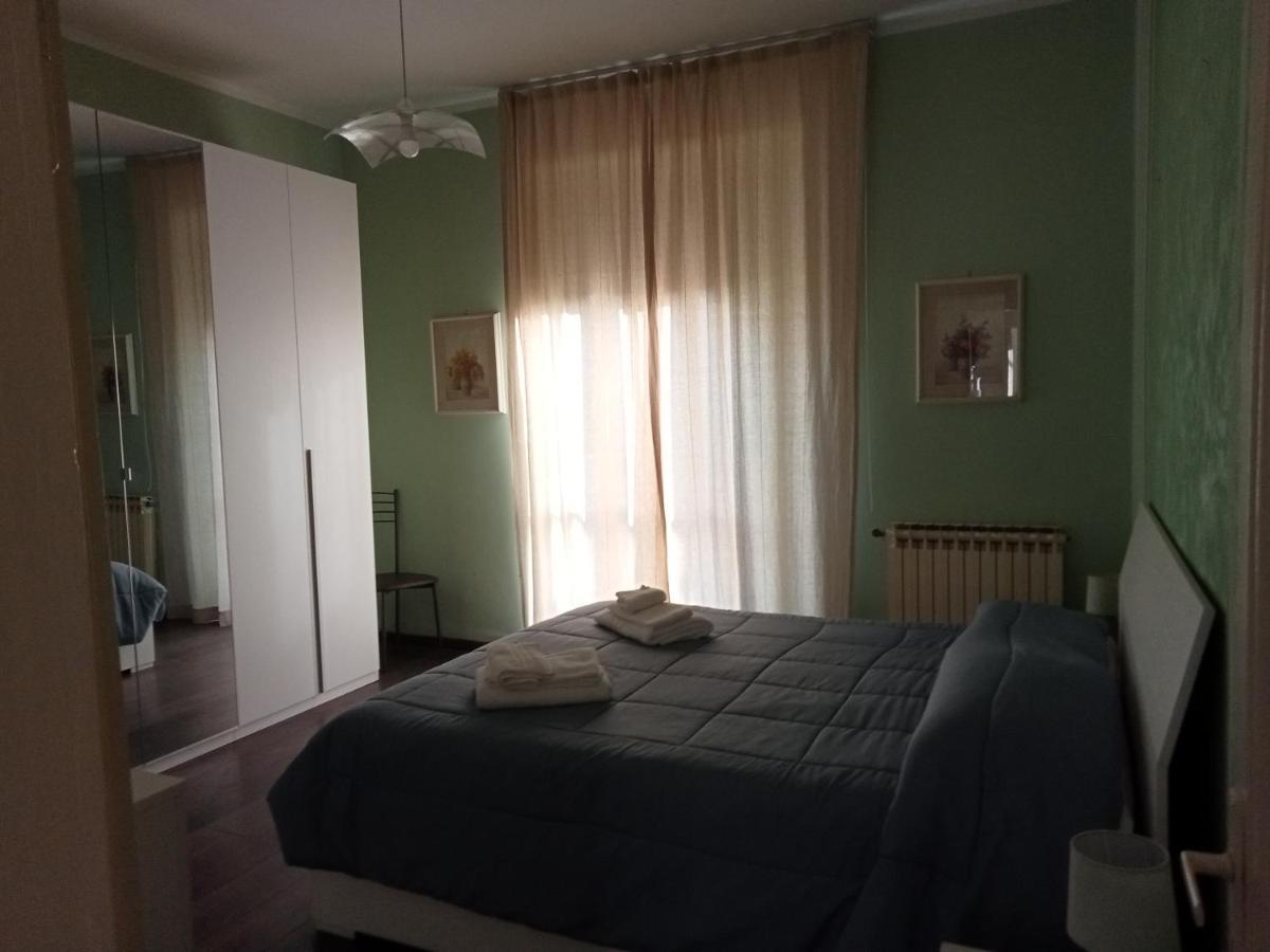 Casa Sofia - Appartamento Con Parcheggio Riservato 테르니 외부 사진