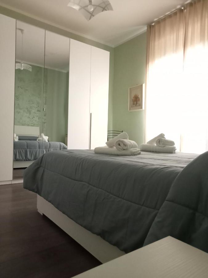 Casa Sofia - Appartamento Con Parcheggio Riservato 테르니 외부 사진