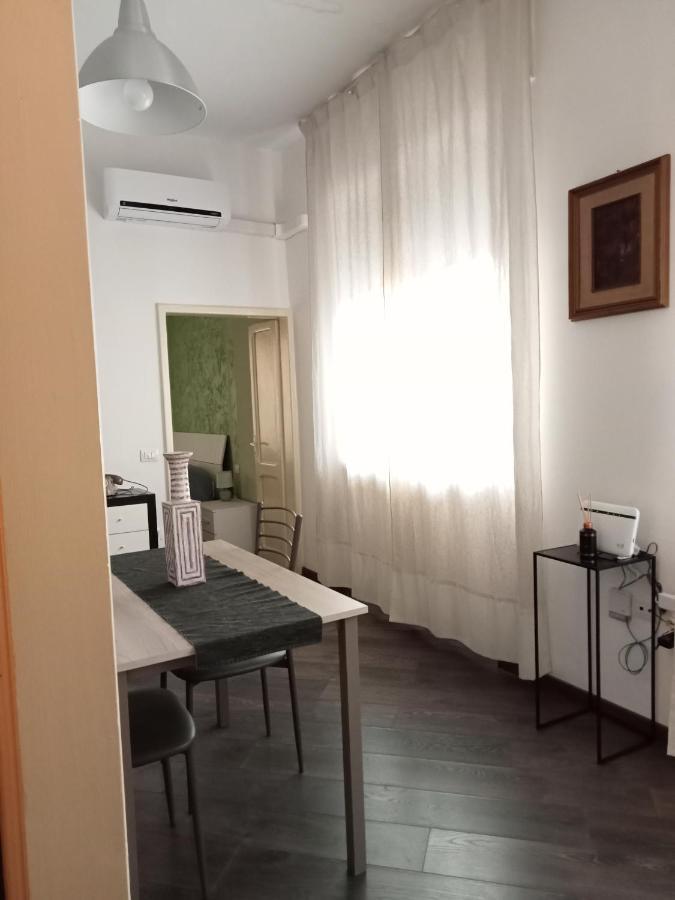 Casa Sofia - Appartamento Con Parcheggio Riservato 테르니 외부 사진