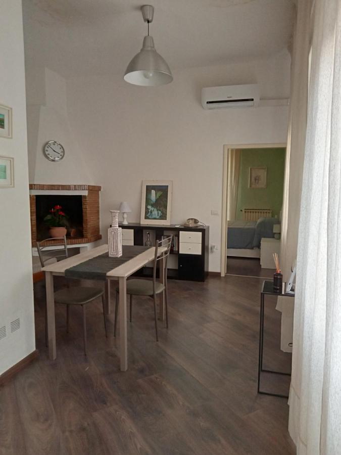 Casa Sofia - Appartamento Con Parcheggio Riservato 테르니 외부 사진